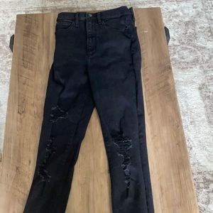 Black ripped abercrombie skinny Jean